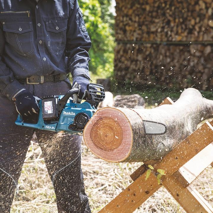 Immagine prodotto Makita DUC353Z (Sega a catena a batteria)