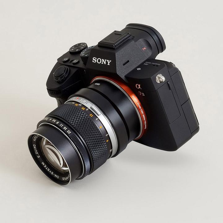 Immagine prodotto Urth Adattatore per obiettivo: compatibile con l'obiettivo Olympus OM e il corpo macchina Sony E