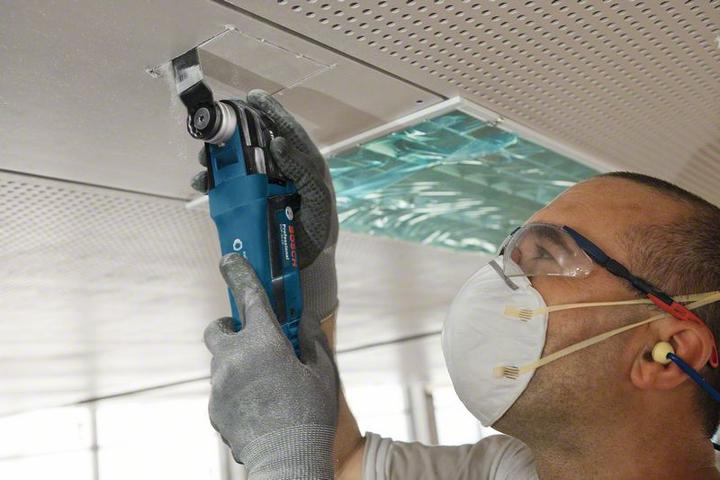 Produktbild Bosch Professional Multi-Cutter GOP 30-28, mit Zubehör, L-BOXX