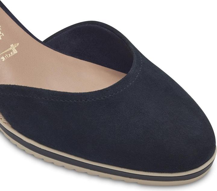 Actual product image Tamaris Wedge pumps (42)