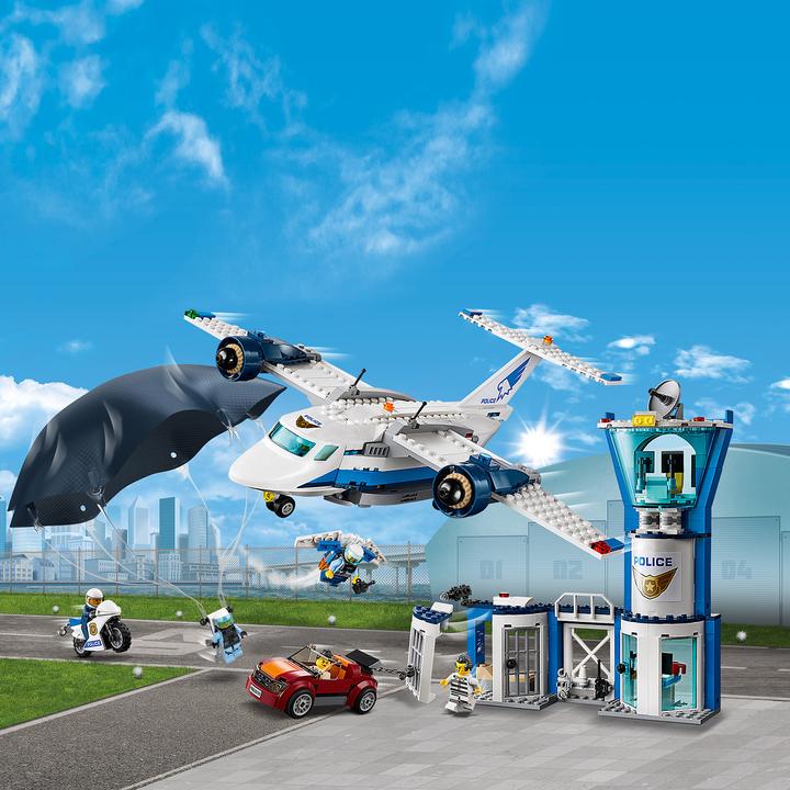 Actual product image LEGO Police Airbase (60210, LEGO City)