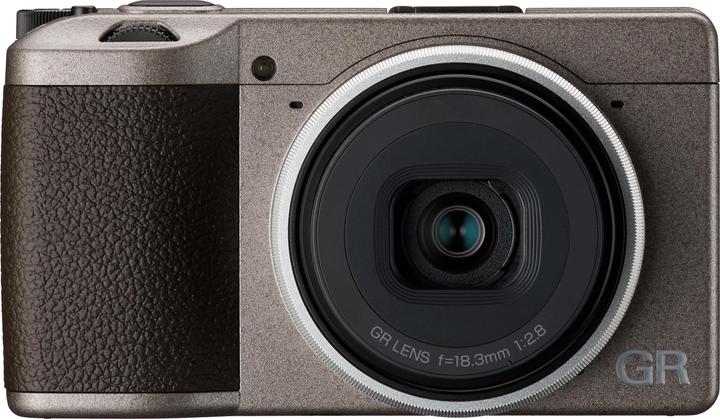 Image du produit RICOH GR III Édition Journal (18,3mm, 24.20 Mpx, APS-C / DX)