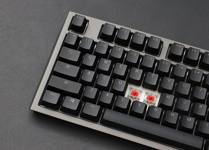 Actual product image Ducky Shine 7 PBT (DE, Cable)