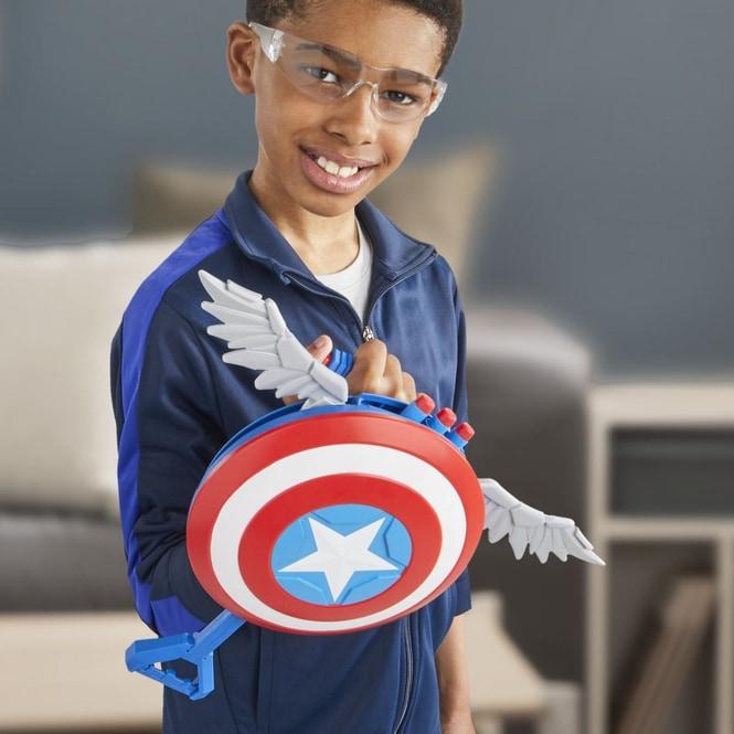 Produktbild Hasbro Marvel Captain America Brave New World Skyshot Bla
