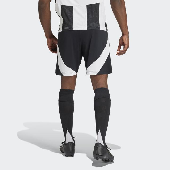Produktbild adidas Juventus Turin Shorts (XL)