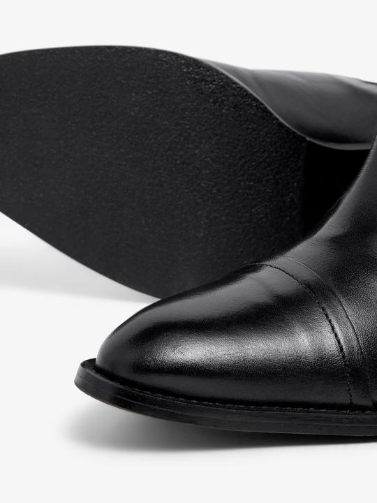 Actual product image Bianco Leather Chelsea Boots (38)