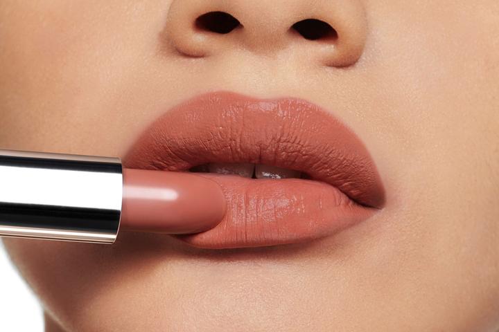 Actual product image Dior Rouge Satin 240 Int24 (240 J'adore)