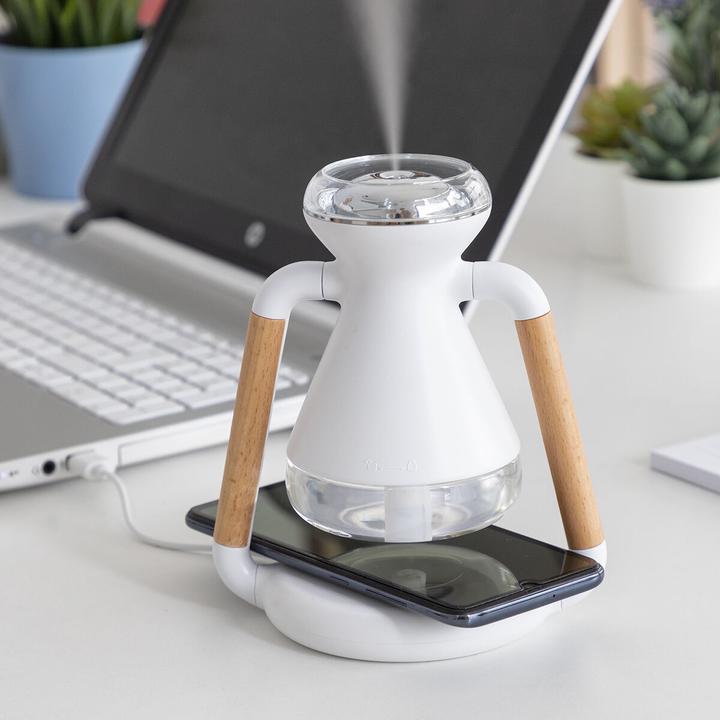 Produktbild InnovaGoods Luftbefeuchter, Aroma Diffuser und kabelloses Ladegerät, 3-in-1 Misvolt (230 ml)