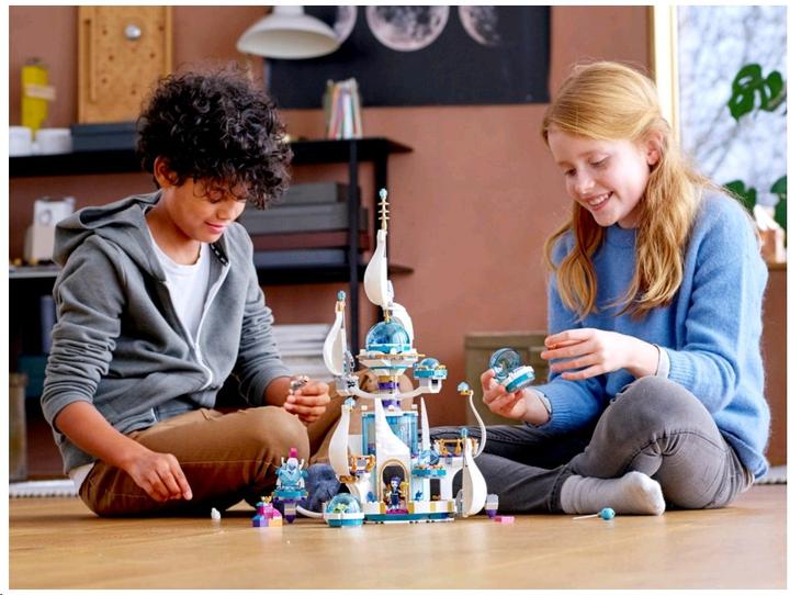 Actual product image LEGO Queen Wasimma Si Willis, not evil at all, Space Temple (70838)