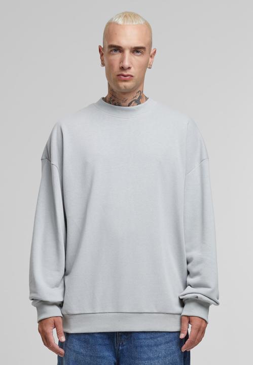 Actual product image Urban Classics Light Terry Crew - 166789 (L)