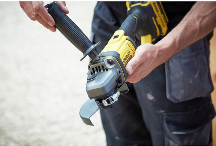 Actual product image Stanley angle grinder 125mm 18V V20 2x4,0Ah SFMCG400M2K (125 mm)