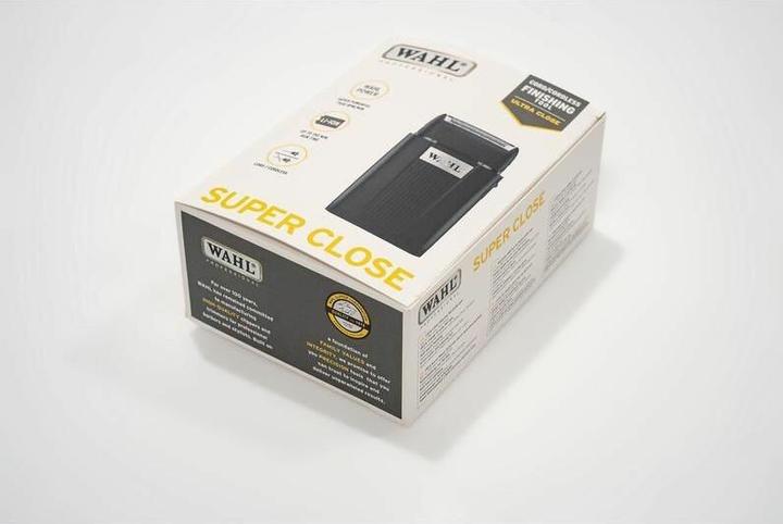 Actual product image Wahl Super Close razor