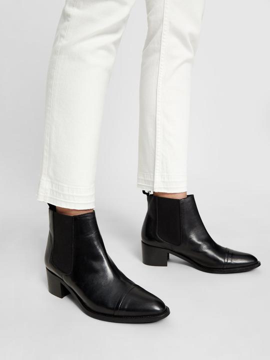 Actual product image Bianco Leather Chelsea Boots (38)