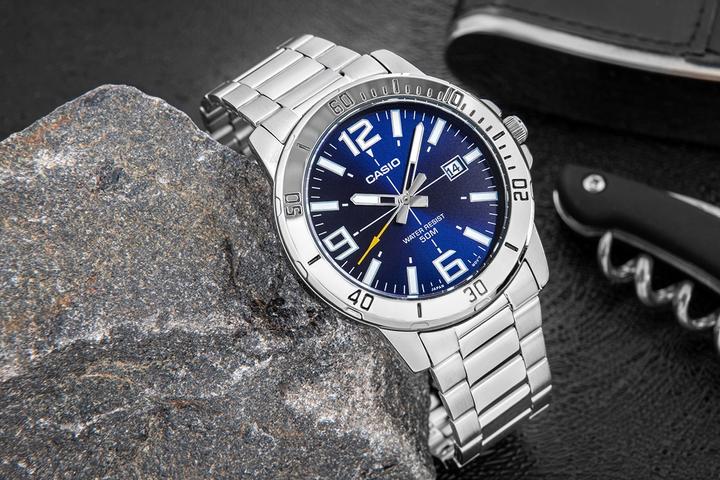 Immagine prodotto Casio Herrenuhr MTP-VD01D-2BVUDF + BOX (43 mm)