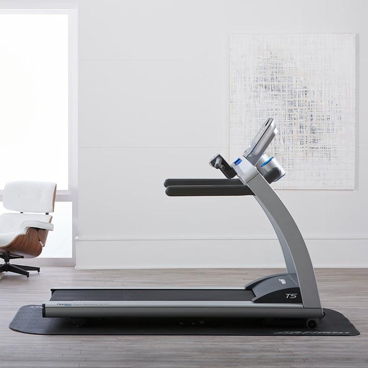 Produktbild Life Fitness T5 Laufband mit Track Connect Konsole
