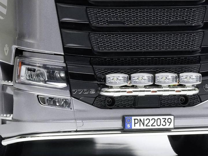 Actual product image Tamiya 1/14 RC Scania 8x4/4 Gun Metal (Kit)