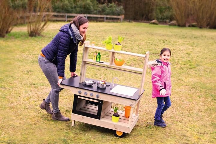 Actual product image Beleduc Mobile Mud Kitchen Big Chef