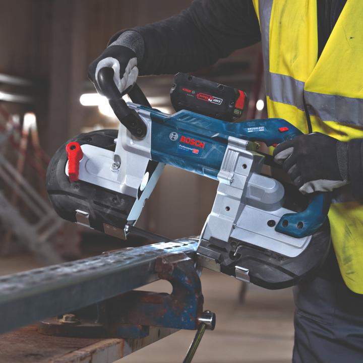 Actual product image Bosch Professional GCB 18V-127 cordless band saw