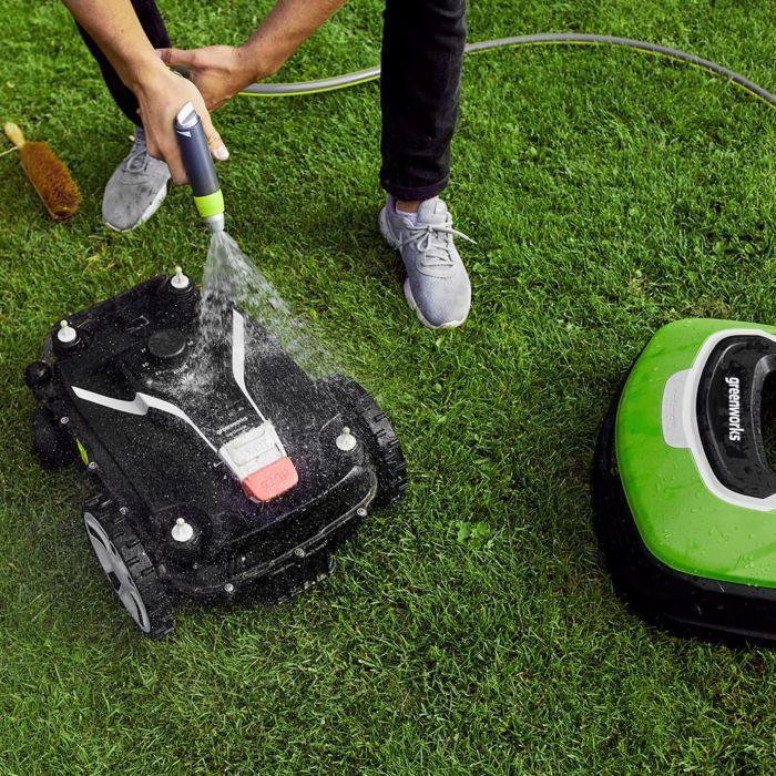 Produktbild Greenworks Robotic lawn mower OptiMow15 (1500 m²)