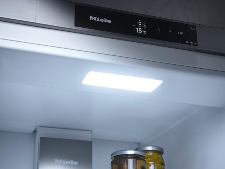 Actual product image Miele Fridge/freezer combination KFN 7744 C 125 Gala Ed (244 l)
