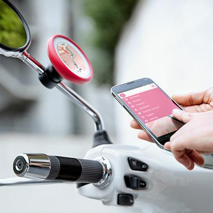 Produktbild TomTom Vio (2.40")