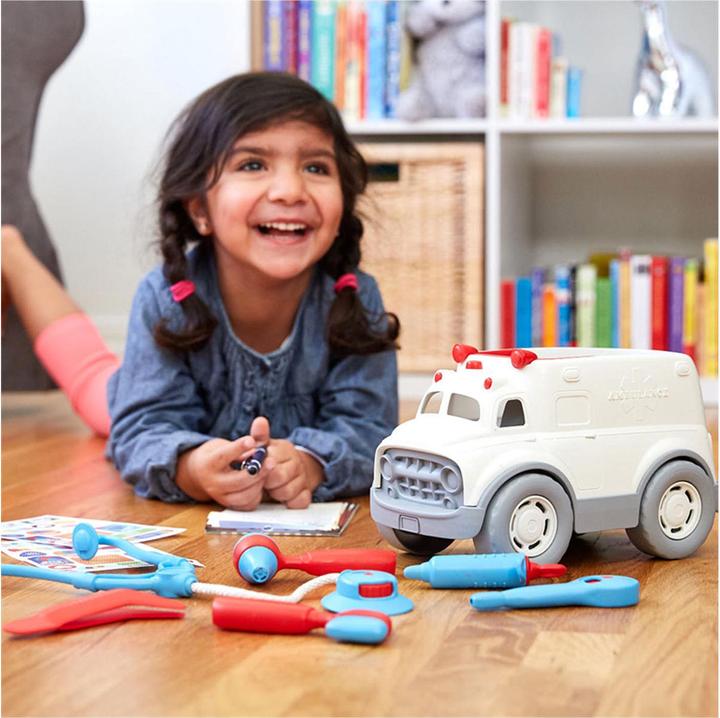 Actual product image Green Toys Ambulance & Doctors Set