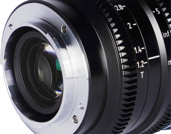Image du produit Sirui MS35R-G Night Walker 35mm T1.2 S35 Cine Objective (RF-Mount Gun Metal Gray) (Nouveauté) (offre) (Canon RF, APS-C / DX)