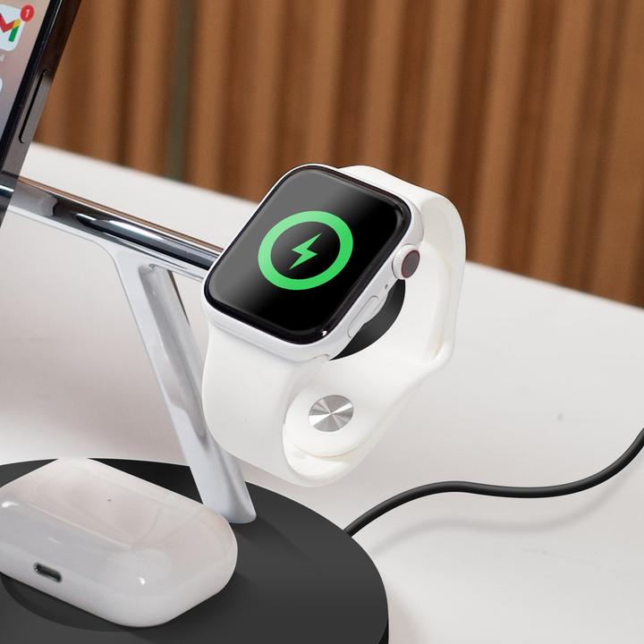 Image du produit Belkin BoostCharge Pro 3-in-1 Ladegerät mit MagSafe (15 W)
