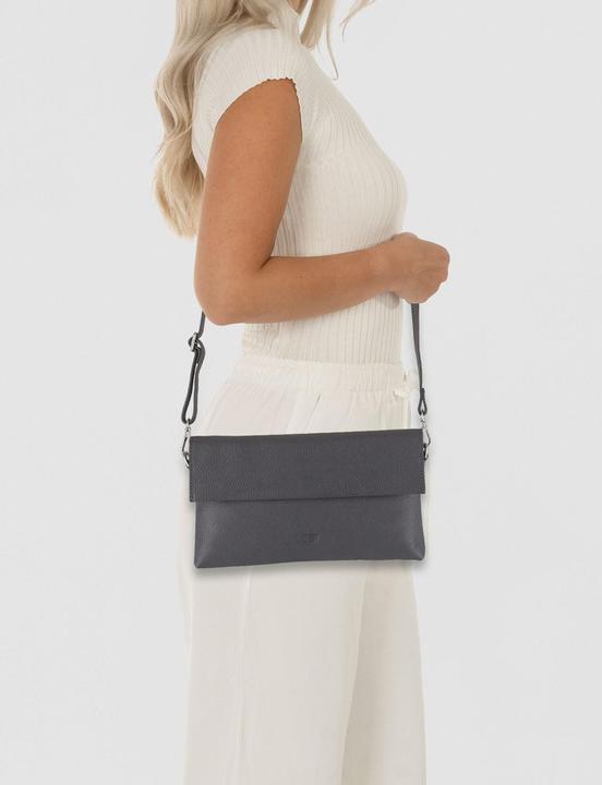 Actual product image Jost Vika shoulder bag leather 28 cm