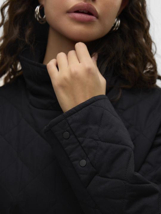 Actual product image Vero Moda VMPETUNIA Jacke Steppjacke (L)
