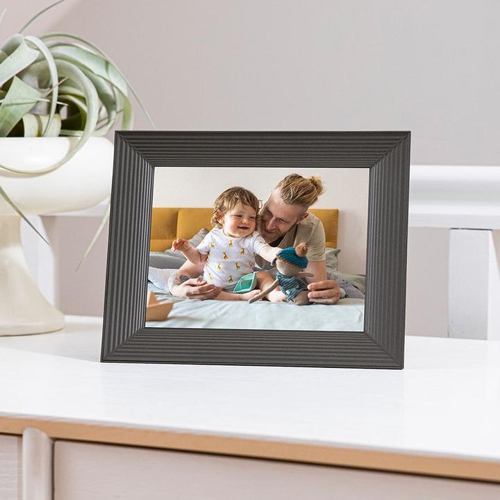 Actual product image Aura Frames mason (9", 1600 x 1200 pixels)