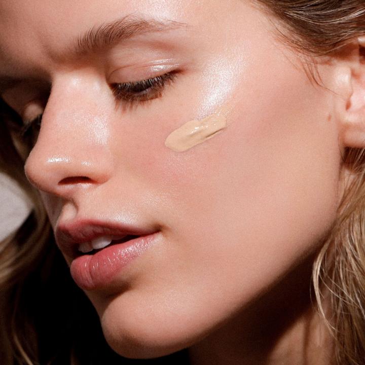 Produktbild Dr. Hauschka Sonnencreme Gesicht getönt LSF30 Creme (Sonnencreme Gesicht, SPF 30, 40 ml, 64 g)