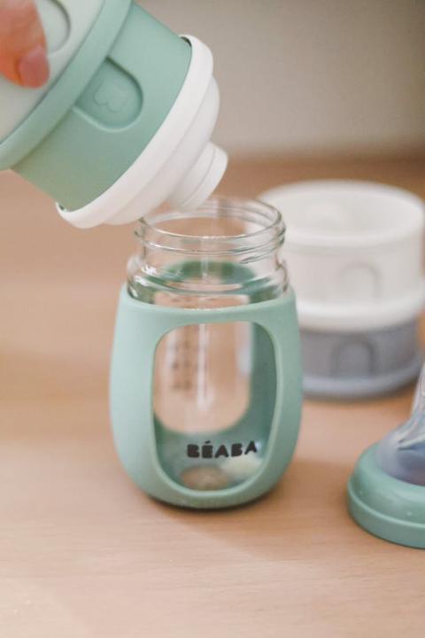 Actual product image Beaba Milk powder dosage box