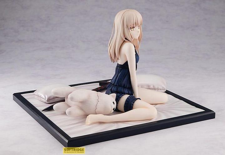 Actual product image Kadokawa Fate/stay night: Heaven's Feel statuette PVC 1/7 Saber Alter: Babydoll Dress Ver. 15 cm