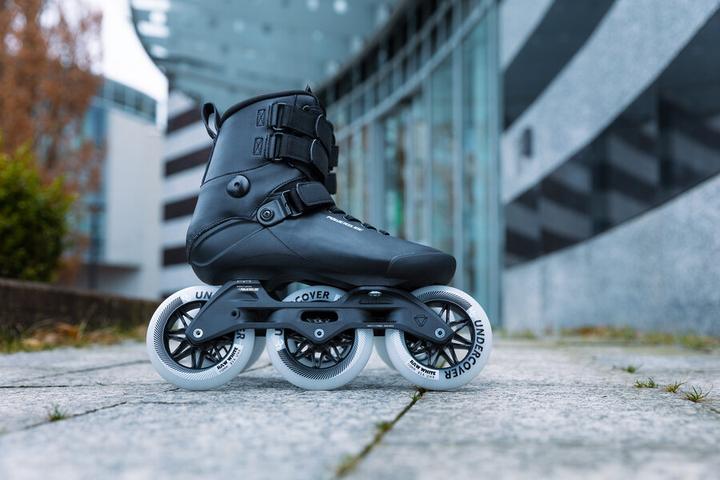 Image du produit Powerslide Kaze Black 110 43 (43)