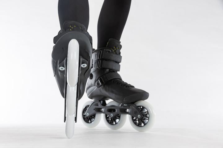 Image du produit Powerslide Kaze Black 110 43 (43)