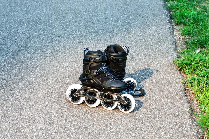 Actual product image Powerslide PHUZION SKATES Argon Road Black 110 43 (43)