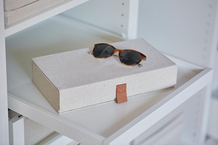 Actual product image Love it Store it Premium glasses box