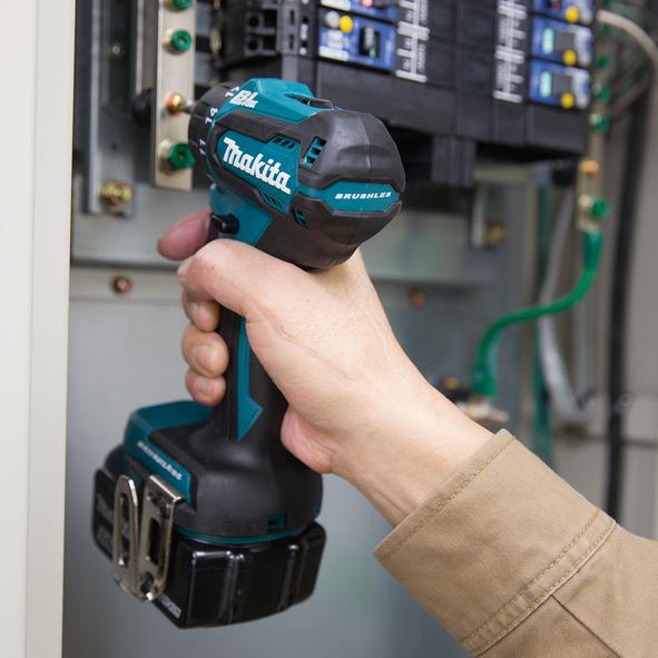 Actual product image Makita DDF083ZJ (Rechargeable battery operated)