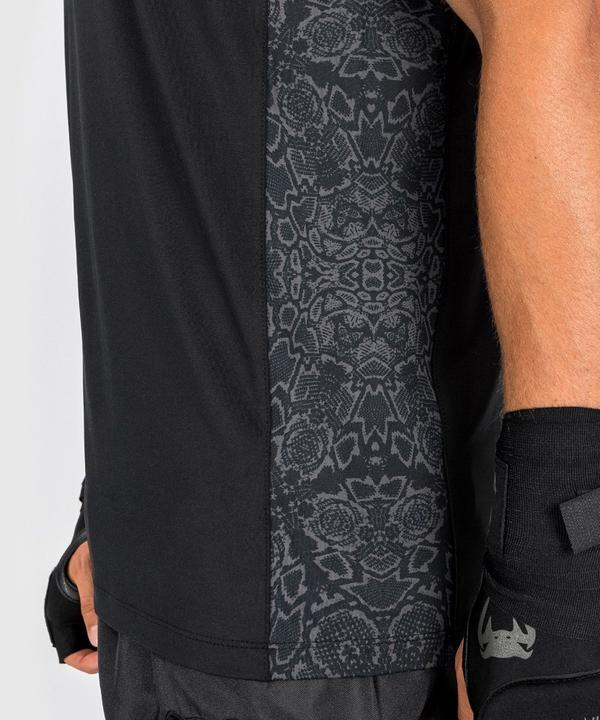 Produktbild Venum Classic Evo Dry Tech Tank Top - Black/Black Reflective - S (S)