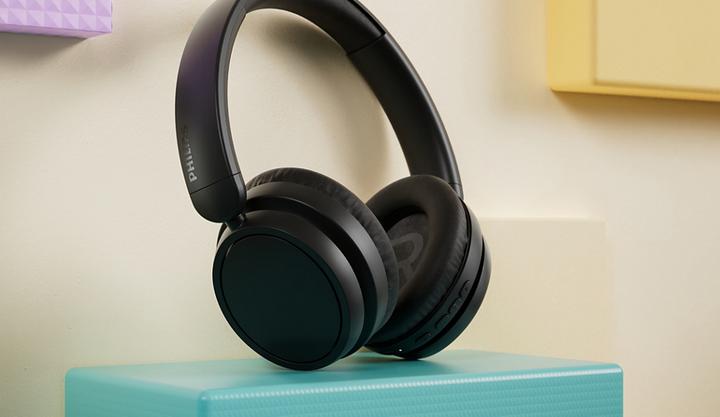 Actual product image Philips WIRELESS HEADPHONES TAH5209BK/00 (65 h, Wireless)