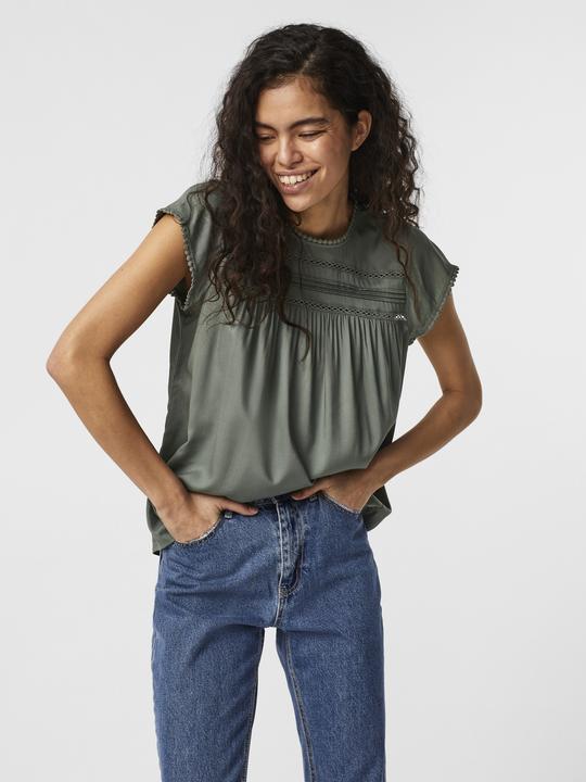 Produktbild Vero Moda Spitze Oberteil mit kurzen Ärmeln (L)