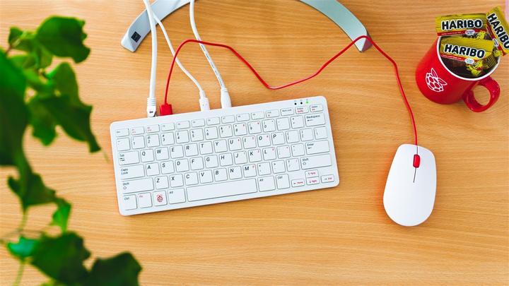 Immagine prodotto Raspberry Pi 400 DE Starter kit
