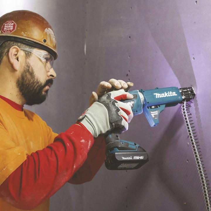 Actual product image Makita DFS452RTJ (Rechargeable battery operated)