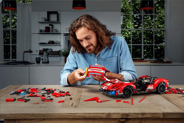 Produktbild LEGO Ferrari 488 GTE (42125, LEGO Technic)