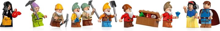 Actual product image LEGO The hut of Snow White and the Seven Dwarfs (43242, LEGO Disney)