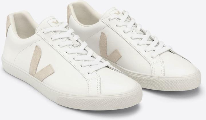 Actual product image Veja Esplar (39)