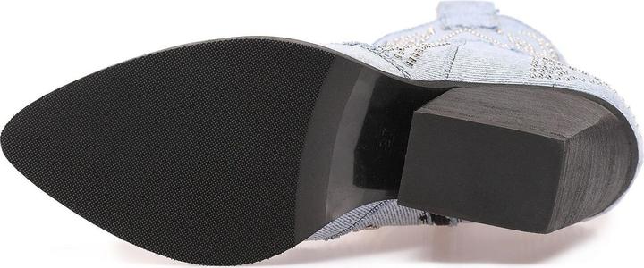 Produktbild Inuovo Diese hochwertige Stiefelette von überzeugt mit zahlreichen modischen Details. Der zusätzlich (37)