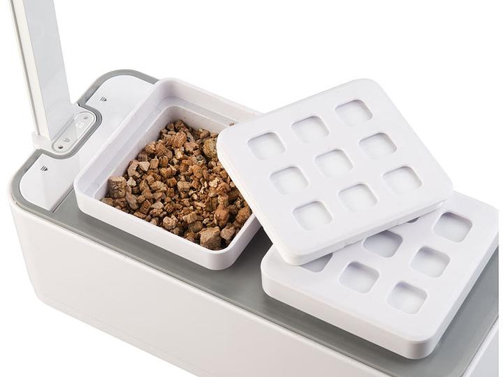 Produktbild Carlo Milano Intelligentes Pflanzen Anzucht System für zwei Pflanzen mit LED Licht (26 cm)