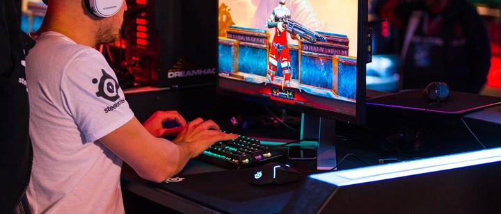 Produktbild SteelSeries Rival 600 (Kabelgebunden)